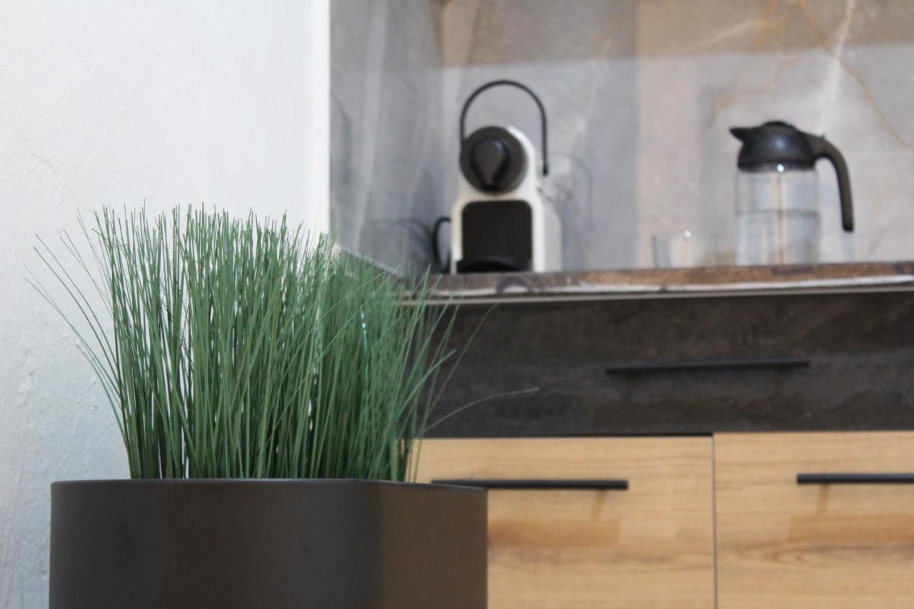 Charcoal Thirteen Apartment カヴァラ エクステリア 写真